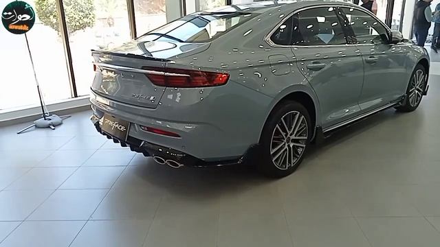 سيارة جيلي بريفايس Preface في قاعة العرض