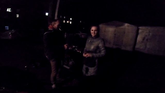 Прокатили девушку на мотоцикле Jawa 350,покатушки в люльке без штанов смотреть онлайн