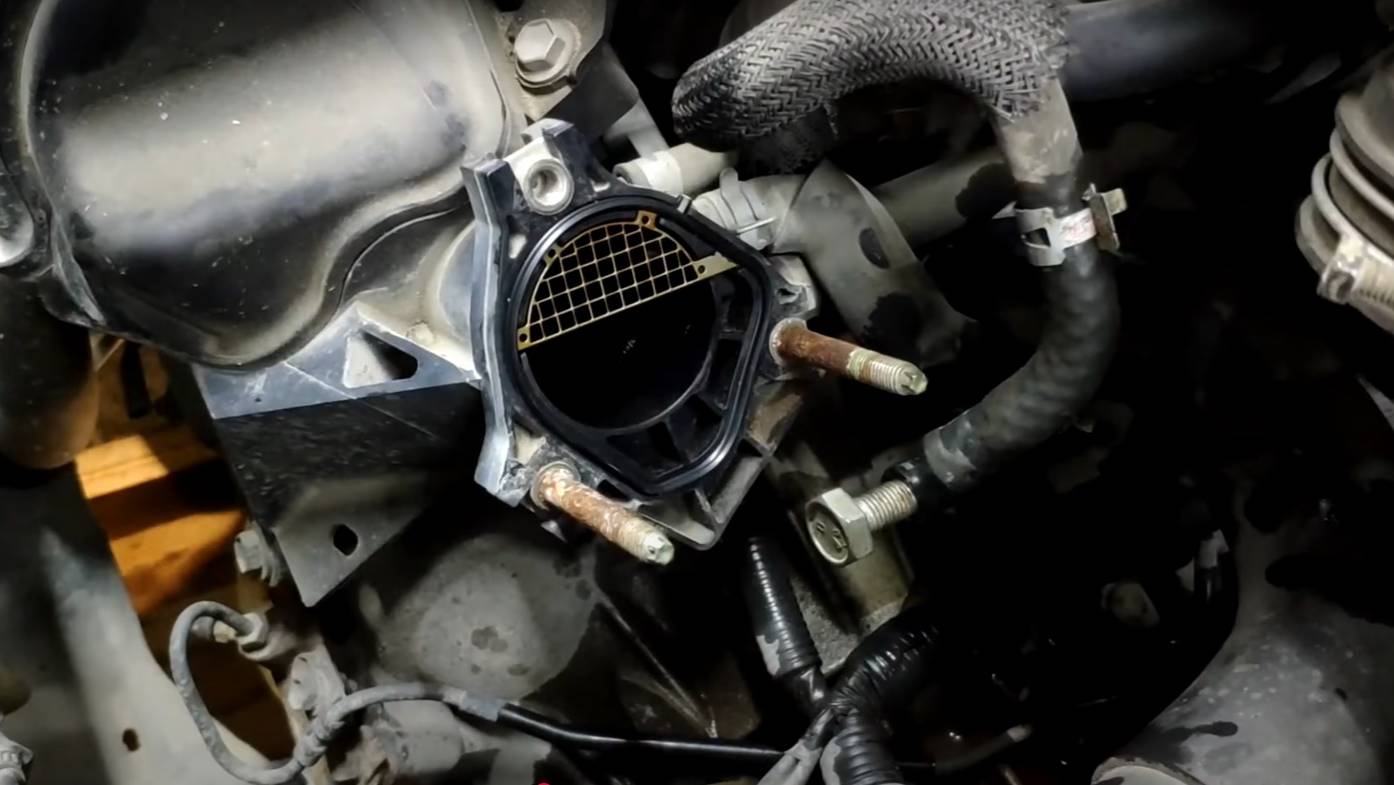 замена прокладок натяжителя цепи и дроссельной заслонки тойота королла смотреть онлайн