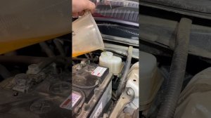 Toyota Camry замена тормозной жидкости