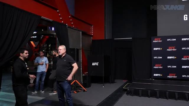 Archive of the UFC Fight Night 190: Gane vs. Volkov official weigh-ins смотреть онлайн