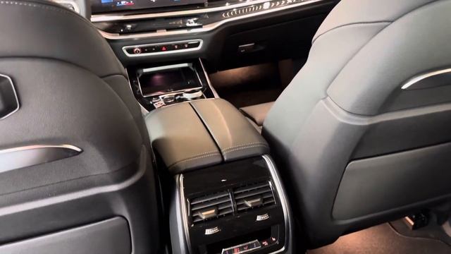 24년식 BMW X7 40i M 스포츠 6인승 대박할인 #shots #bmwx7 смотреть онлайн