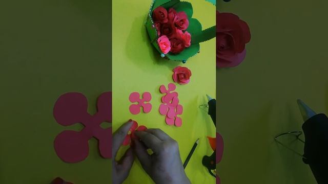 Special Eid greetings with bucket which is full of roses, different eid special card, eid card смотреть онлайн
