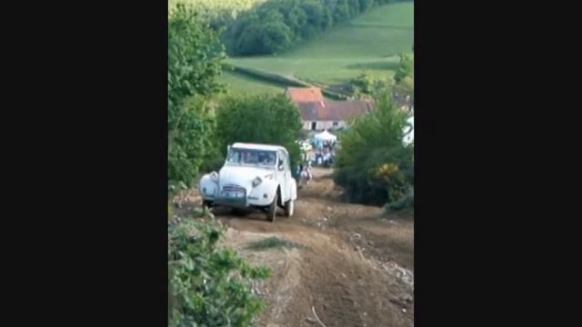 Luc_montee_trial.avi смотреть онлайн