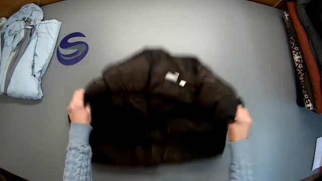 С 551. Уп № 5 (2019г). Куртки м/ж. Экстра. Германия.С/с 701 рубль за единицу.