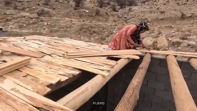 02.01.2024 Три маленьких помощника Поднимаем крышу; Стремление матери-одиночки расширить свои возмож смотреть онлайн