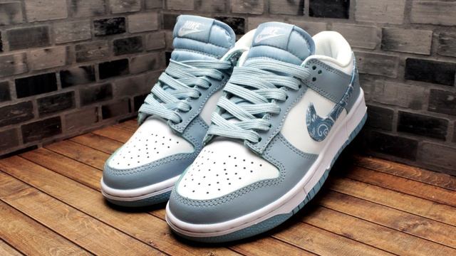 Кроссовки женские Nike Dunk Low DH4401101 смотреть онлайн