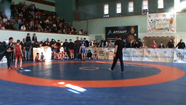 Республиканские соревнования по греко-римской борьбе в честь ЗТР А.В. Пономарёва-4б смотреть онлайн