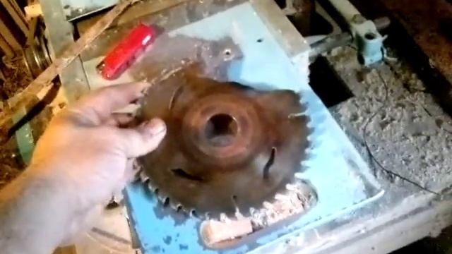 Разорвало пилу, или до чего я довёл оборудование. смотреть онлайн