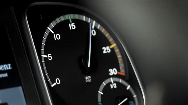 Mercedes-Benz Truck range смотреть онлайн