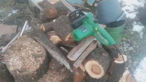 Цепная пила как разрезать покрышку  Электрическая цепная пила FinePower CSE1314