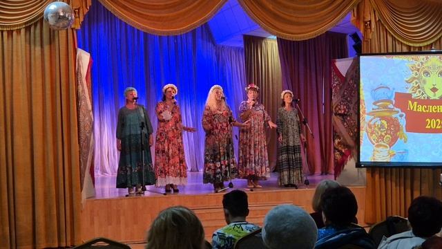 "Вошла в избу девица" - Вокальный ансамбль"Родники" смотреть онлайн