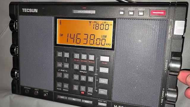 Tecsun H-501x Tuning 14000 - 16000 KHz Shortwave With Comments On Telescopic Antenna