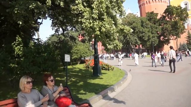 Прогулка по Москве смотреть онлайн