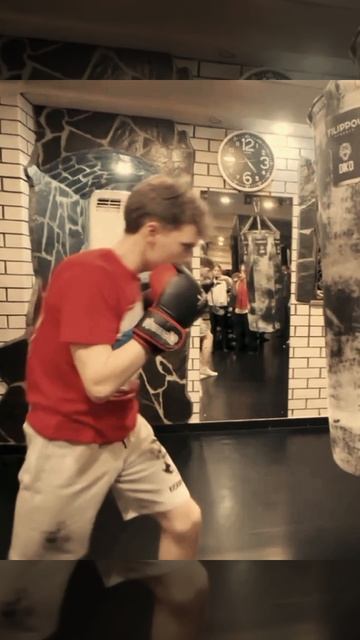 Кадры в спортивном комплексе Династия г. Пермь смотреть онлайн