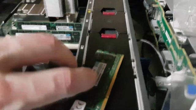 Adding more ram on HPE DL380 gen9 with bootup sounds смотреть онлайн