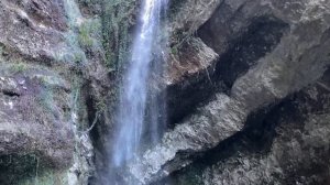 Водопад Пасть дракона. Январь