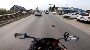 Как ездить новичку на мотоцикле в ГОРОДЕ.Страховка СПОРТБАЙКА