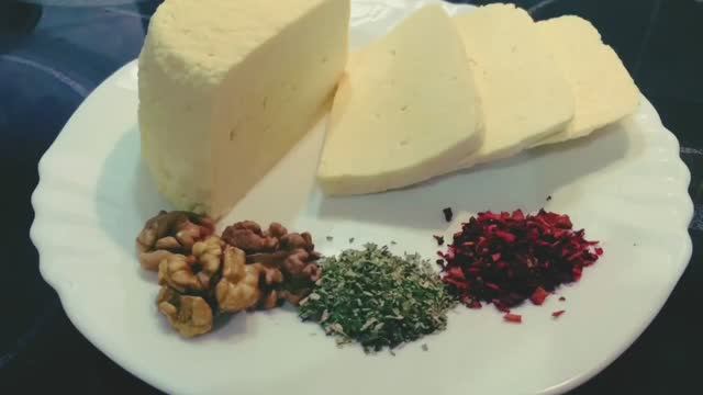 Самый популярный домашний сыр — проверка рецепта! 🧀✨ смотреть онлайн