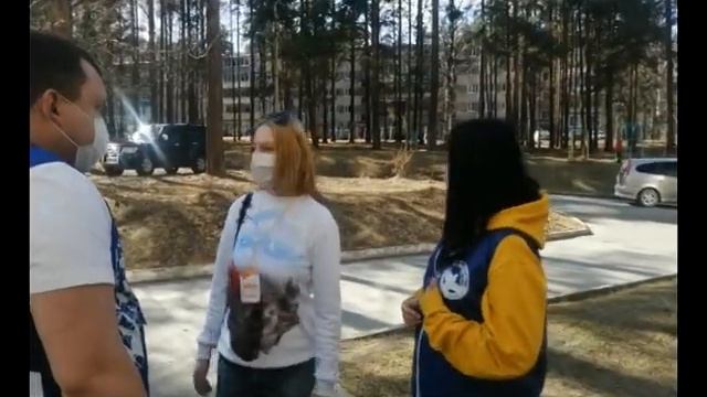 Волонтеры помогают пенсионерам Саяногорска на самоизоляции смотреть онлайн