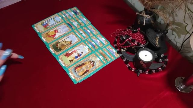 СЛЕДИТ ЛИ ОН ЗА ВАШЕЙ ЖИЗНЬЮ👀😶🌫️🤫 смотреть онлайн