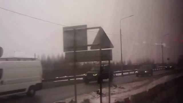 Была "Бетонка", теперь ЦКАД - проедемся на 319-м автобусе по кольцевой трассе смотреть онлайн