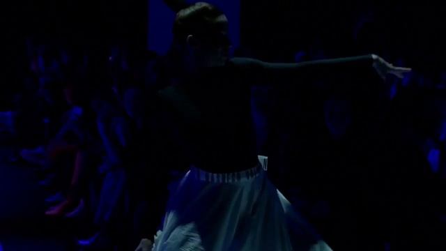 Mercedes Benz Fashion Week Russia. 12.03.17. Фрагмент показа Dima Neu смотреть онлайн
