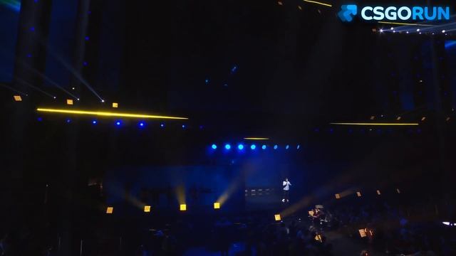 нави и фейз выходят на сцену смотреть онлайн