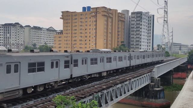 [4K] PNR DEL 902 + EMU 4 PASSING PANDACAN BRIDGE смотреть онлайн