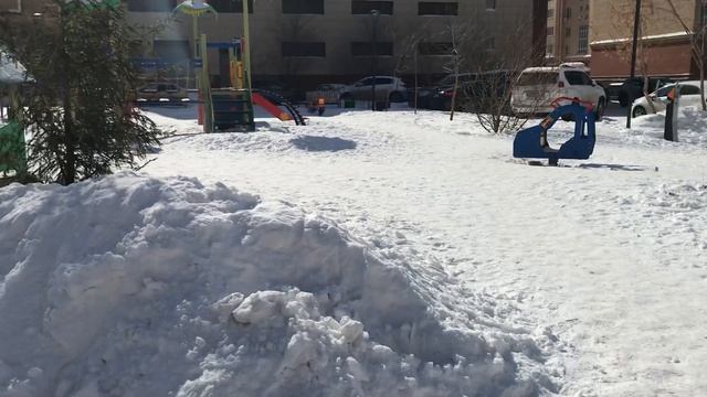 Зима ликует, мороз свирепствует -26 градусов, ветер 14 км/час, 15 март 2021 год, г. НурСултан❄️💨 смотреть онлайн