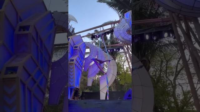 Saffron Rainbow Silks Highlight Reel - Envision 2023 with Bonobo смотреть онлайн