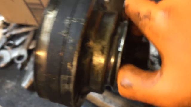 Change FRONT INNER AXLE BOOT - B6 Audi A4 3.0 (NON-TRIPODIC) смотреть онлайн