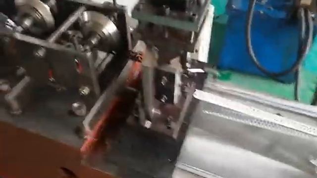 Оборудование для производства профиля углового перфорированного 3 смотреть онлайн