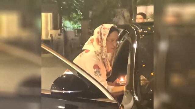 Kangana Ranaut Bought Mercedes Maybach S680 worth 3.5 Crores | Video Gores Viral смотреть онлайн