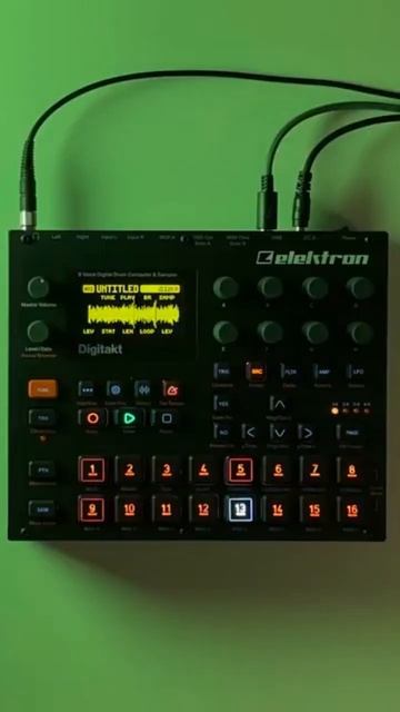 Granular synthes on Digitakt #elektron #digitakt #granular #synth смотреть онлайн