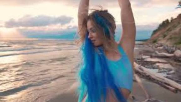 Музыка. Песня , Видео Heath Hunter - Walking On Clouds смотреть онлайн