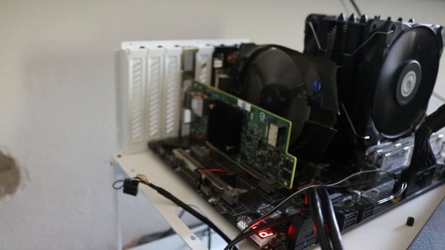 HP LSI 9207-4i4e SAS HBA 6Gbps PCI-E 3.0 P20 IT Mode смотреть онлайн