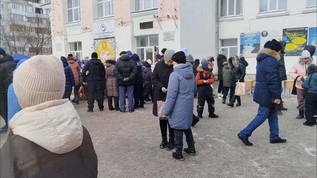 неорганические существа в среде людей смотреть онлайн
