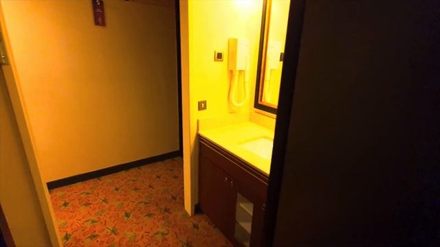 Sequoia Lodge Disneyland Paris. смотреть онлайн