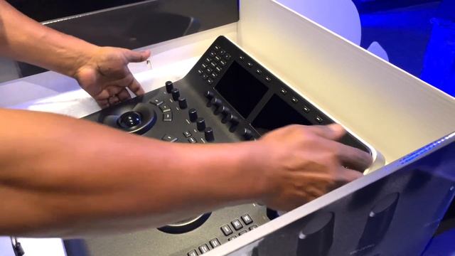 Unboxing - DaVinci Resolve Mini Panel смотреть онлайн