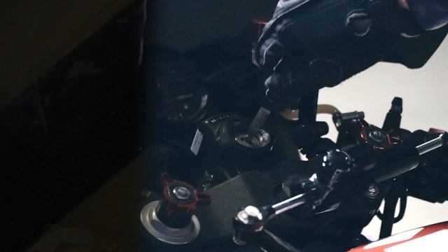 Трейлер Мотоканала BRider.Мото клип на СПОРТБАЙКЕ Honda CBR929RR смотреть онлайн