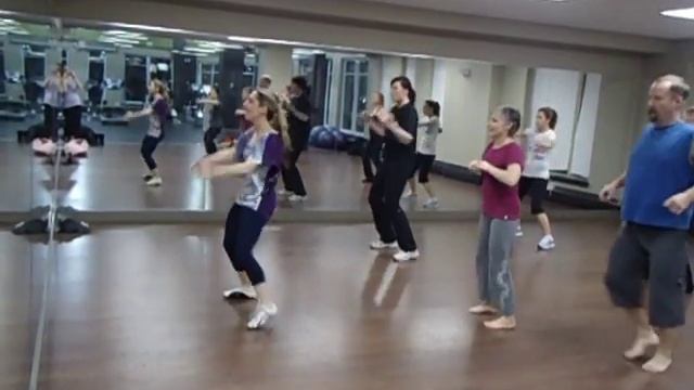 Reggaeton Fusion Intro Class With Theresa Tucci (El Ritmo No Perdona - Daddy Yankee)