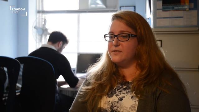 London Nightline: the student help line ran by students смотреть онлайн