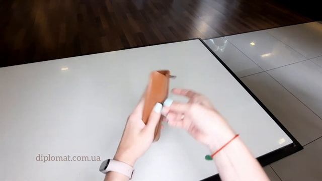 КЛЮЧНИЦА TERGAN 0157 КОЖАНАЯ НА МОЛНИИ С ДВУМЯ ОТДЕЛЕНИЯМИ ДЛЯ КЛЮЧЕЙ 06TABA RUSTIC смотреть онлайн