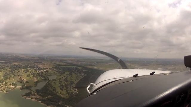 KACT (Waco Regional) approach and landing with ATC смотреть онлайн