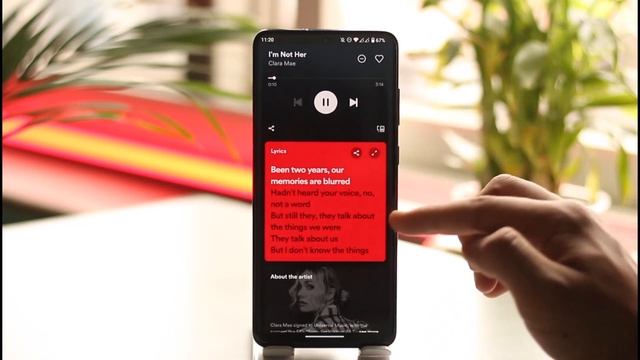 How to Change Lyrics Language in Spotify ! смотреть онлайн