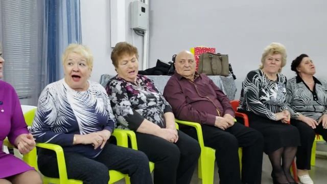 240218 Песня Ой калина малина в речке талая вода гармонь жители орловчане орловцы поют парк г Орёл