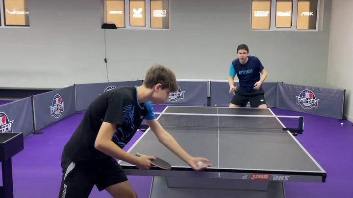 Прием нижнебоковой подачи — секреты успеха