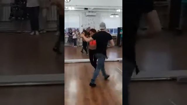 Тимур Байратов & Гарсия Иоланта - педагоги Crazy Salsa смотреть онлайн