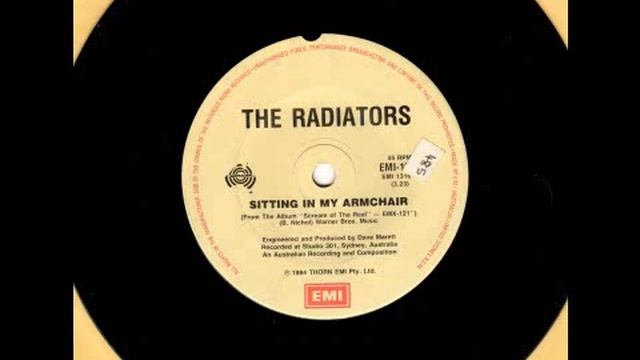 The Radiators - Sitting in my Armchair (B Side to Revolution смотреть онлайн